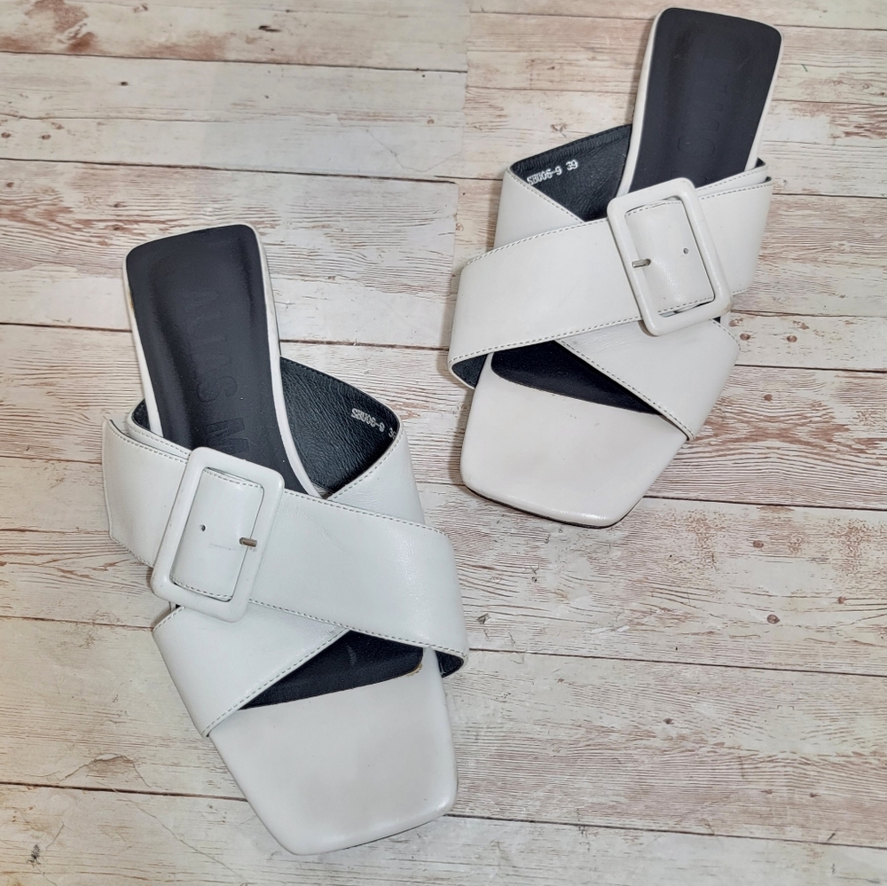 Alias Mae Revolve prue cross strap sandals in white - Picture 14 of 14